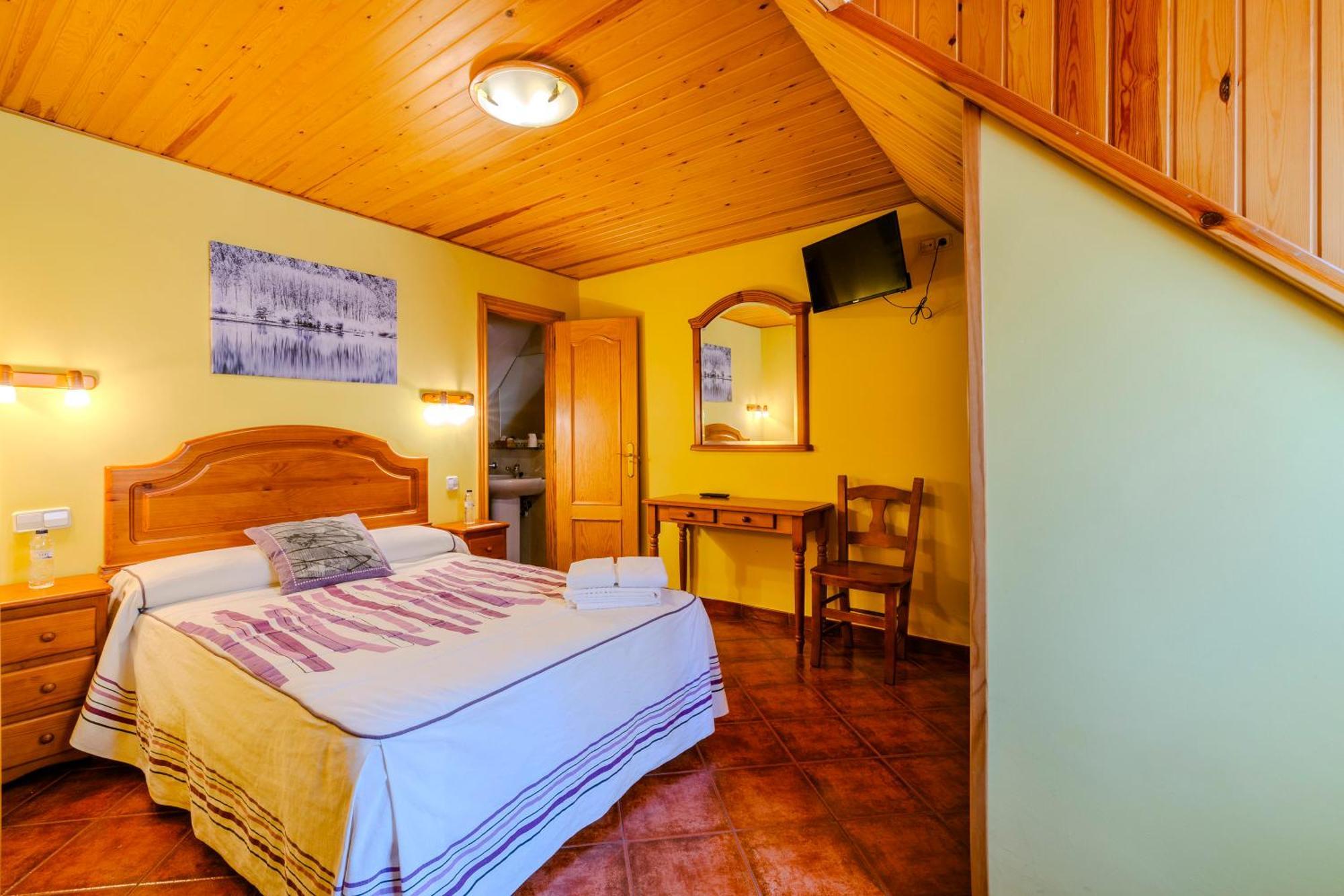 Hostal Panart Bielsa Eksteriør bilde